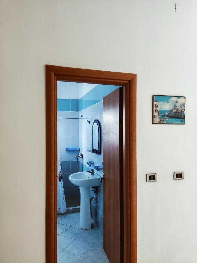 El Rio Apartments Sarandë Exterior foto
