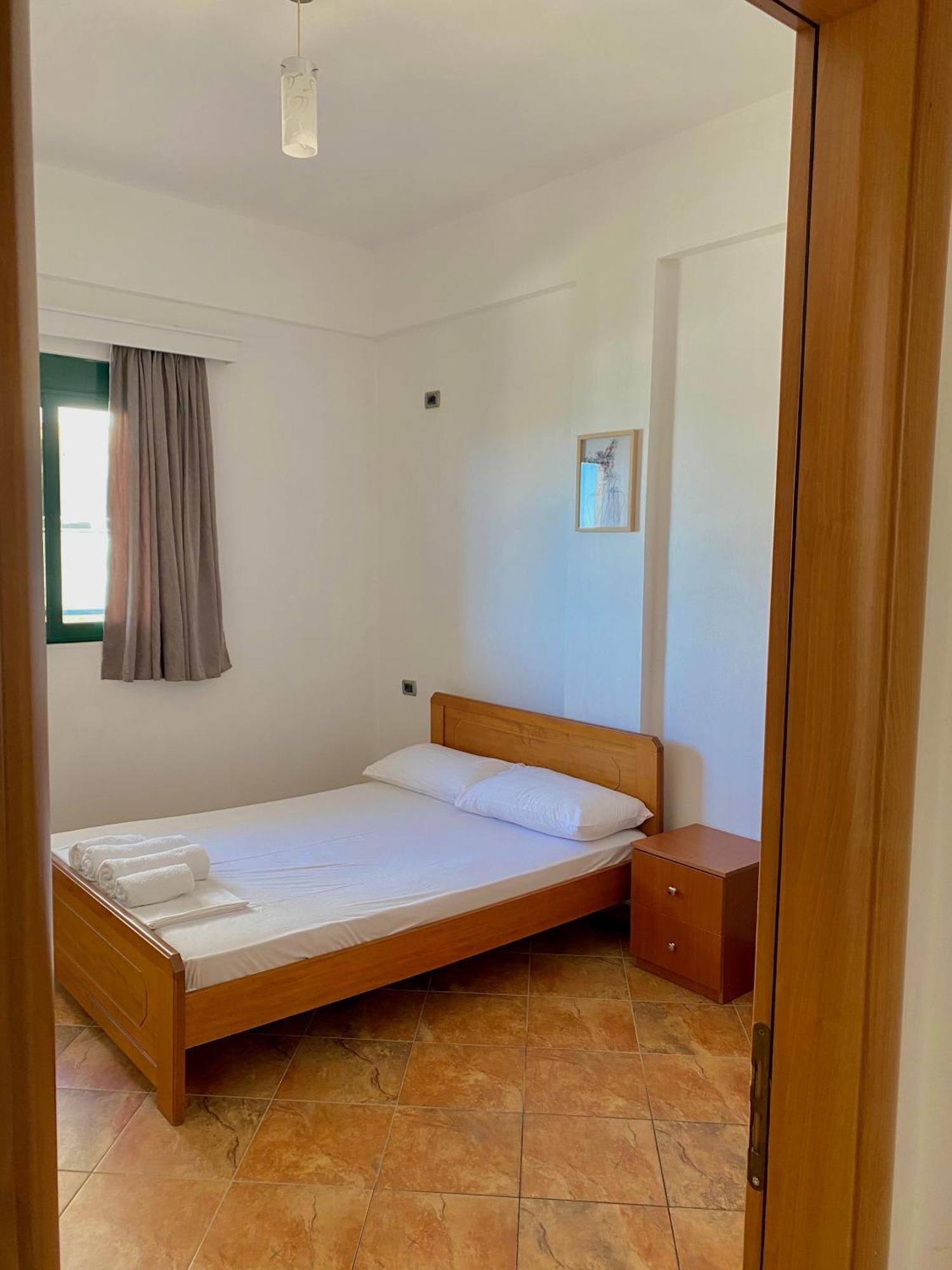 El Rio Apartments Sarandë Exterior foto